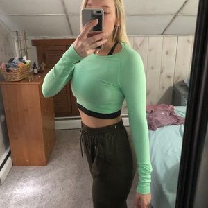 Gymshark long sleeve crop